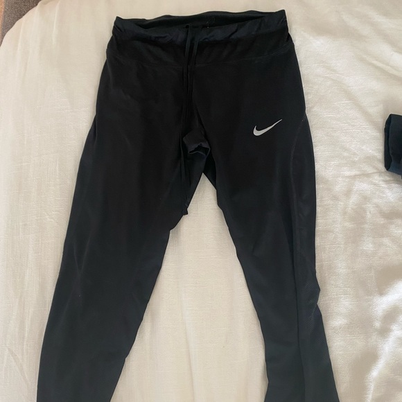 Nike leggings - Picture 1 of 3